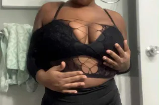 looking for me ❤😘 - 29 - Image 2