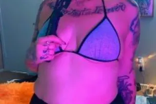 OUTCALLS TONIGHT ONLY SPECIALS... - Image 4