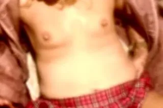 SEXY WHITE GIRL TUMMY SLUT...L... - Image 2