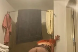 Cum fuck the latina - Image 6