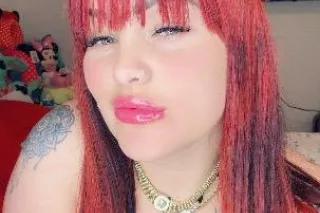 LATINA CALIENTE HOT 🔥🔥HAY PAPI... - Image 1