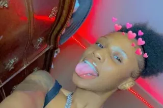 I KNOW YOU NEED YOUR DICK SUCKED CUM HERE😏🍆💦👅 - Image 4