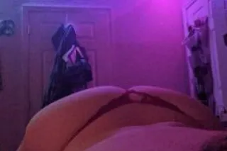 . LETS HAVE SOME WET FUN WITH A BIG CURVY WHITE GIRL - Image 8