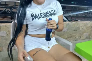 Hi 💋 I'm new to this area but ... - Image 2