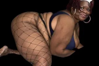 lBBW 🧁🧁 Looking To Milk You Da... - Image 3