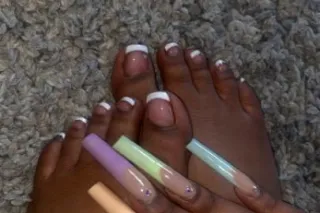 YOUR PERSONAL FREAK 👅 - 23 - Image 1