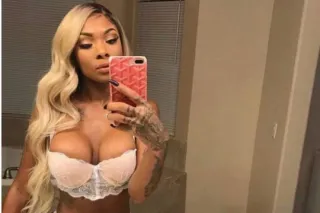 slim thick🍑nasty💦sweet freak🙈someone u wanna meet‼‼ - Image 5