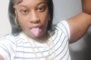 Delicious 🤤 24/7 deep throat h... - Image 2