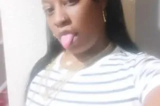 Delicious 🤤 24/7 deep throat h... - Image 4