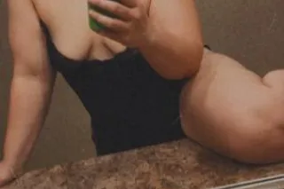 weekend splash come take a dive 💦 - Image 4