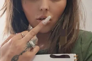 come get a taste and a feel of... - Image 4