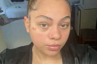 2 Girls available - 21 - Image 4