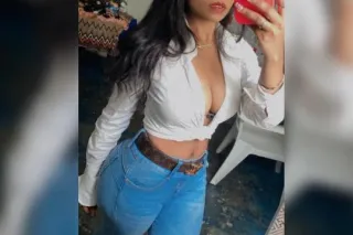 SEXY LATINA - 24 - Image 3