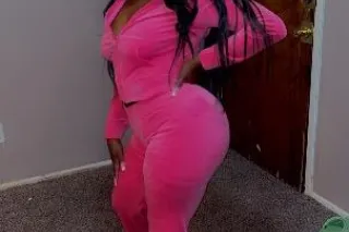 pretty chocolate & THICK!!! ou... - Image 1