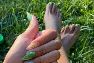 REDFORD AREA ASS SNIFF/FOOT FETISH ONLY. *NO NUDITY, *NO SEX, *NO HEAD/TOP/ORAL - Image 9