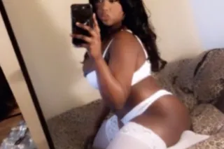 milky wet incall - 23 - Image 2