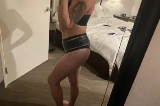 INCALL blonde whitegirl near d... - Image 3