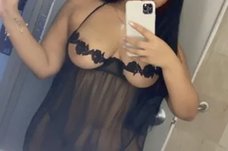 EARLY MORNING FILIPINO EBONY Q... - Image 2