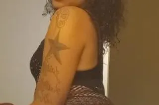 Hey guys! Come and hang with m... - Image 4