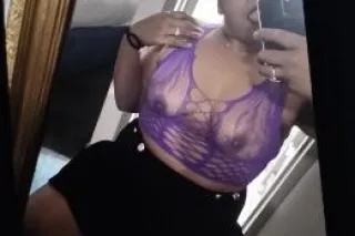 PARTYGIRL LOOKING FOR A VIBE !... - Image 2