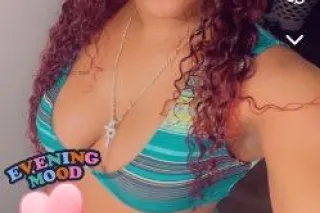 STRIP AREA !!!WHOS UP HORNY LI... - Image 1