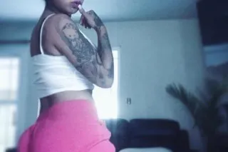 PUERTO RiCAN BOMBSHELL 👅😉👅 - 2... - Image 1