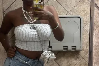 Penelope The Massage Lady 🖤 - Image 1