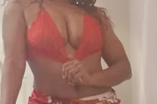 Hey fellas this Hayley come have fun with me - Image 5