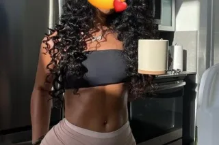 SEXY LATINA💚💜❤ 💯%REAL 💯X💯 💙NO ... - Image 2