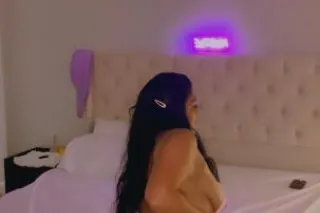 Lili Bombom Latina Hot🔥https://lilibombom.my.canva.site/lilibombom - Image 3