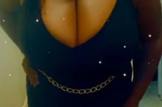 Busty Bbw Playmate♥ Clean &Ups... - Image 1