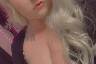 BIG TITTY BLONDE BOMBSHELL OUT... - Image 4