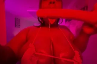 slippery tits & pussy 🍒💋 - Image 11