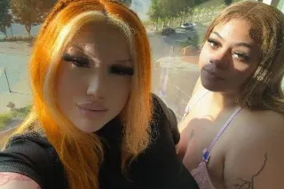 2 Girls available - 21 - Image 3