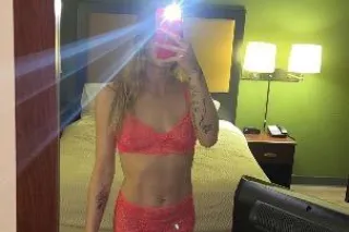 Hmu for a good time ;) - Image 7