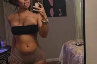 Available love🔥, ready for you... - Image 1