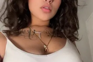 SUPER SEXY, 😜SWEET 22yr old LATINA WATERPARK💦 - Image 6