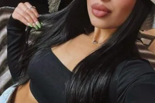 Hotel Friendy, Hispanic Beauty... - Image 2