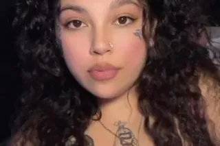 Sexy latina Looking for fun pl... - Image 1