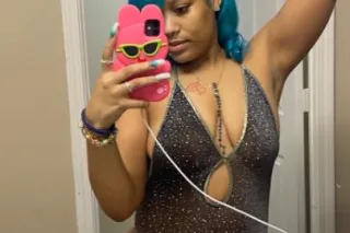 Sexy Slim Thick Lightskin Look... - Image 4