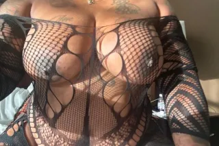 Im Kash Doll here at your serv... - Image 3