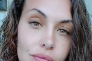 beautiful 26 yr old hot wet an... - Image 3