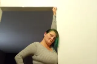 Help me GLASGOW - 44 - Image 1