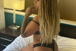 NUEVA SEXY Y CALIENTE CHICA LA... - Image 3