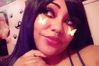 Ladybugs Girlfriends Experience - Image 6