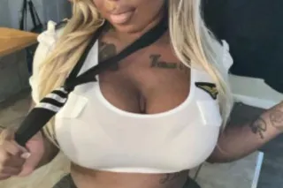 Gorgeous Ebony Companion - 26 - Image 3