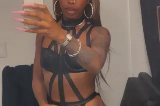 Party With Me🍑💦 Ebony Thick Booty Freak 🤭💦 Slippery when WET 🍑👅🍆 - Image 5