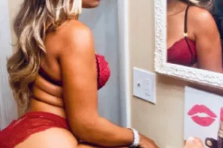 Luscious and Juicy - 28 - Image 2