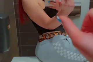 Kandy Red With The Wet Sloppy ... - Image 4