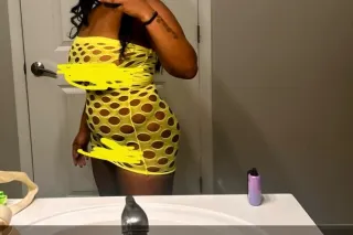 THICK BLASIAN 😏 - 26 - Image 1